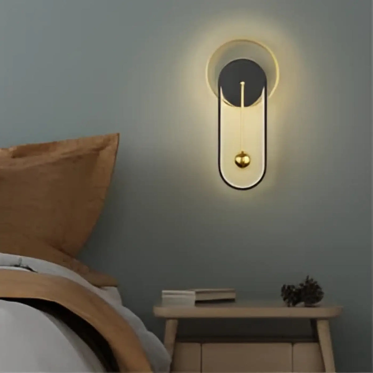 Applique Murale Halo et Sphère Suspendue – Kévo