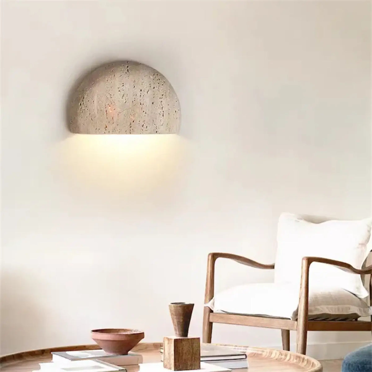Applique Murale Lune en Pierre Texturée – Tovine