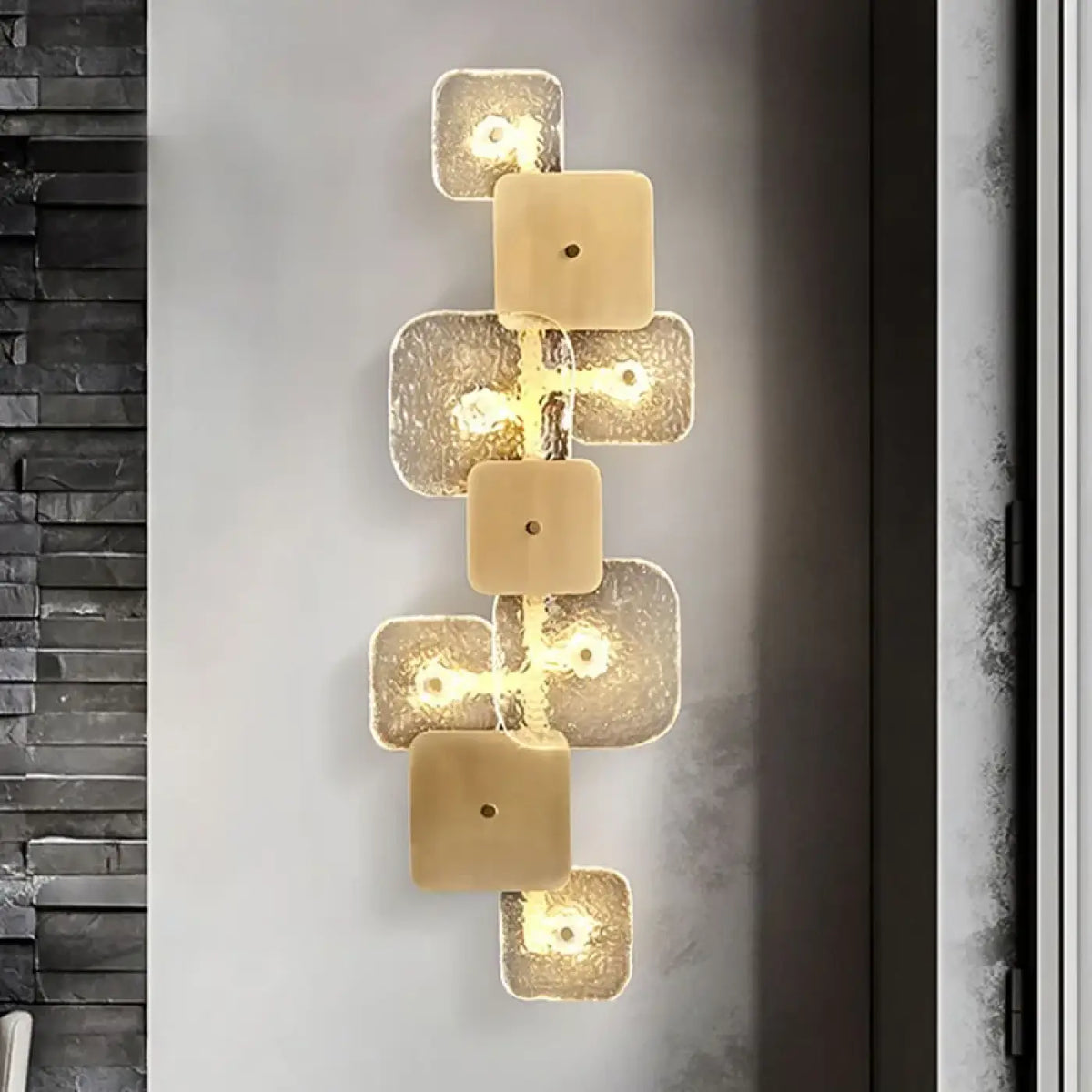 Applique Murale Carrés Dorés Verre Texturé – Nemelle