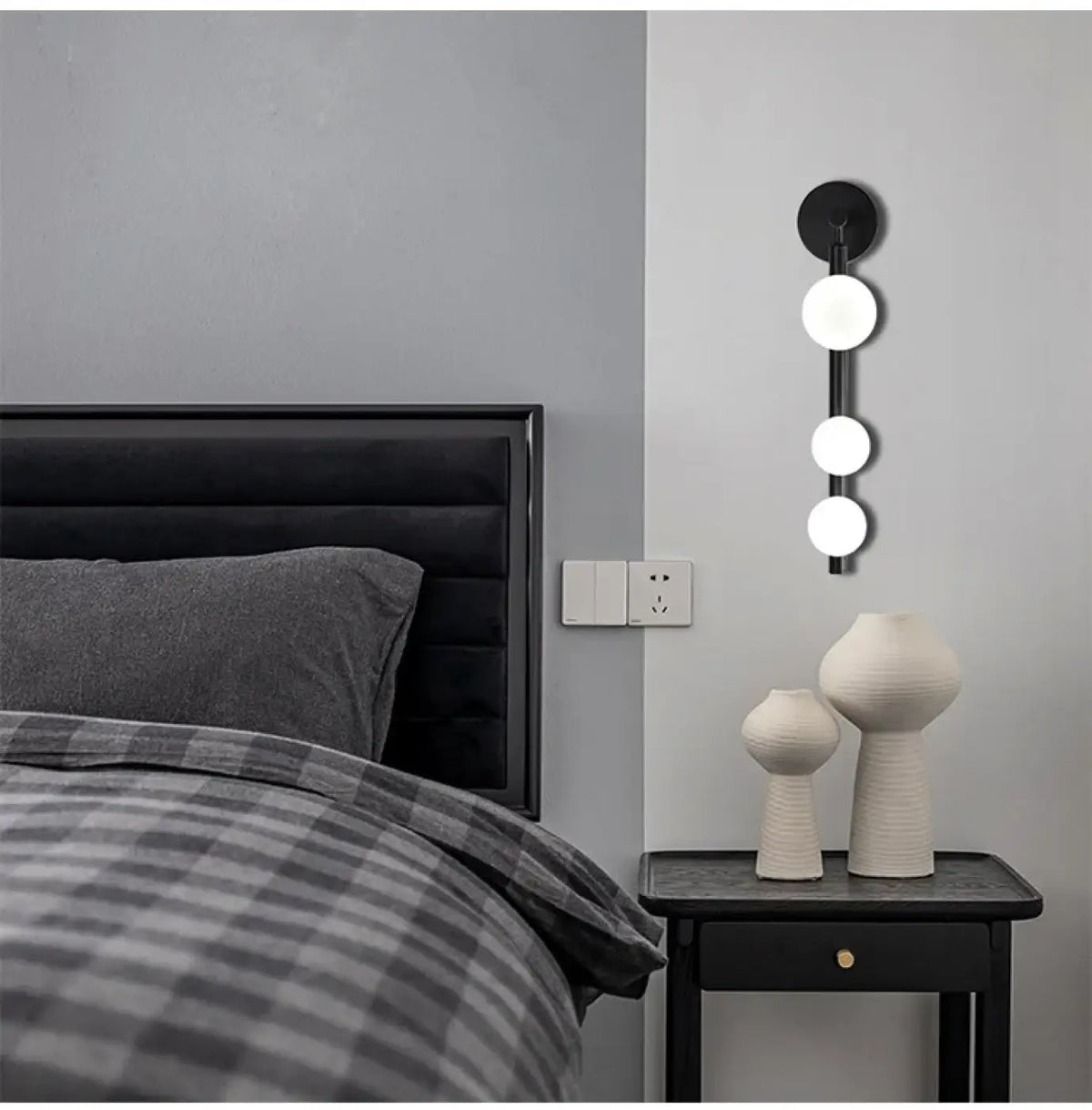 Applique Murale Dorée Globes en Verre – Omine