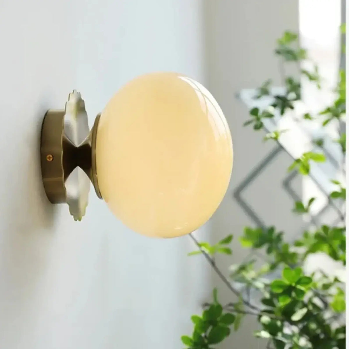 Applique Murale en Verre Base Dorée – Niria