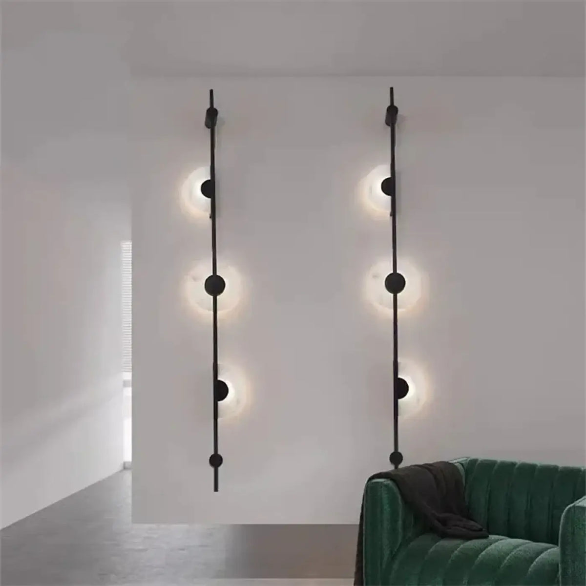 Applique Murale Verticale à Disques Lumineux – Vona