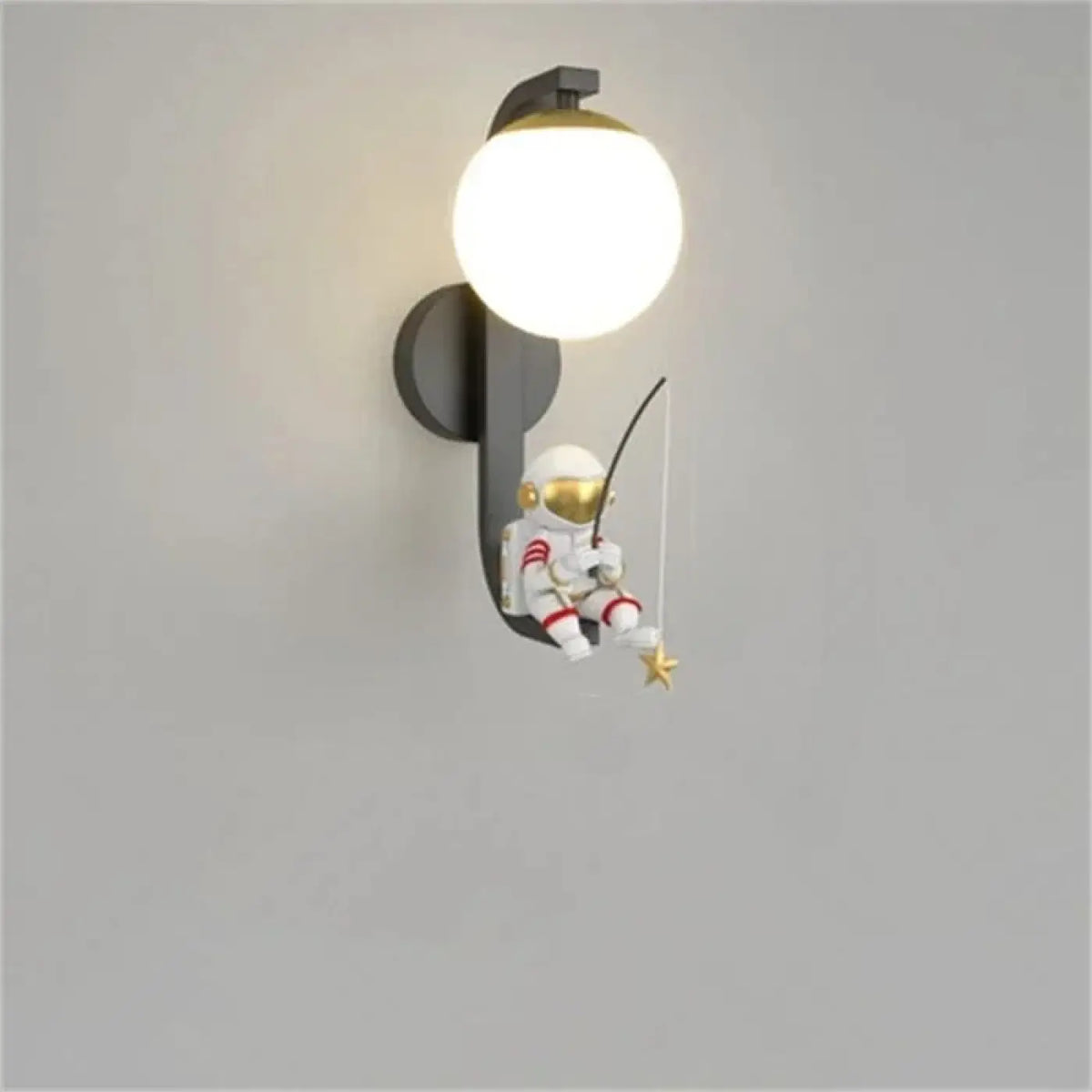 Applique Murale Enfant Globe et Figurine – Sélan