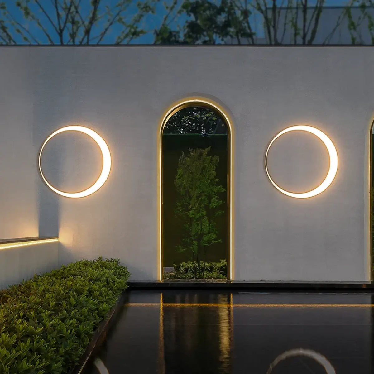 Applique Murale Extérieure Éclipse de Lune – Tirine