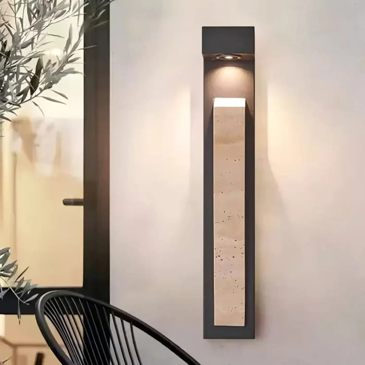 Applique Extérieure LED Longue Noire – Zedel