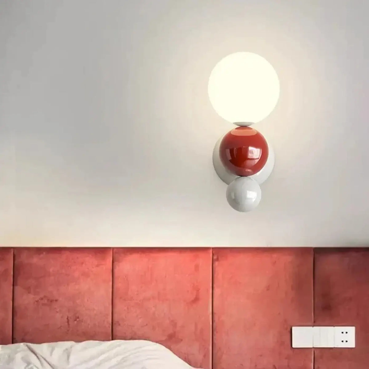 Applique Murale LED en Fer Blanc – Vadan