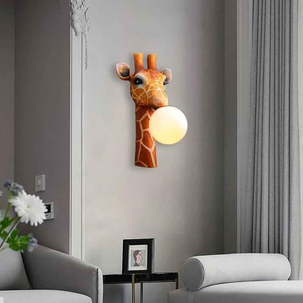 Applique Murale Girafe avec Globe – Mivo