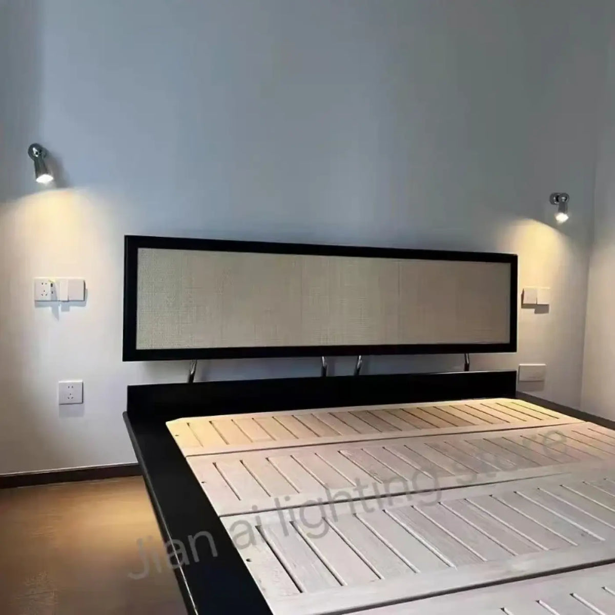 Applique Murale LED Chromée Base Aluminium – Fénio
