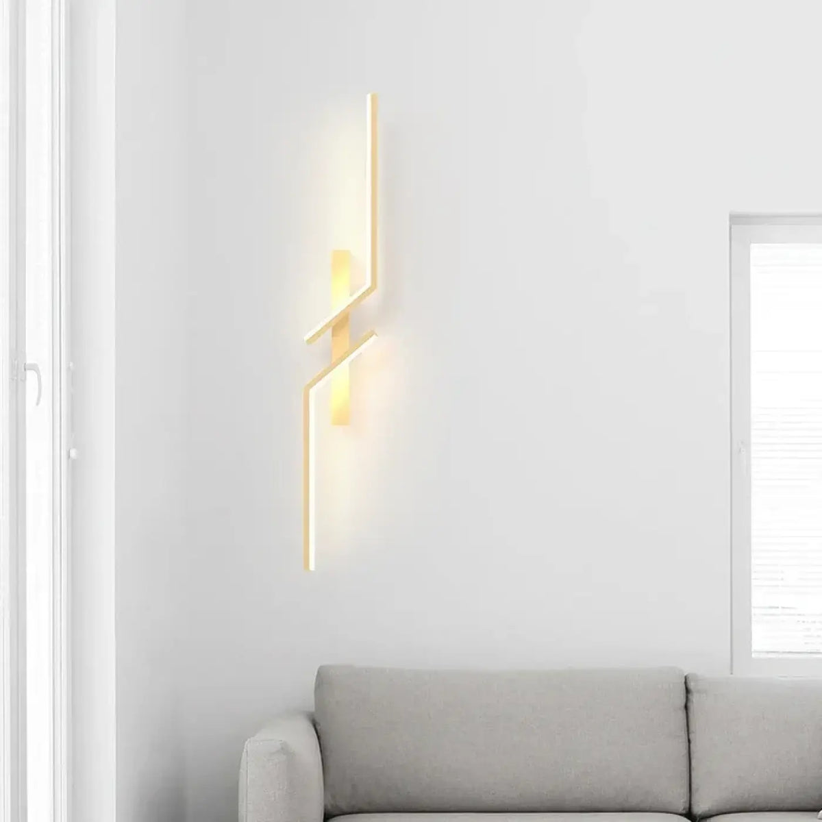 Applique Murale LED Dorée Courbée – Nesel