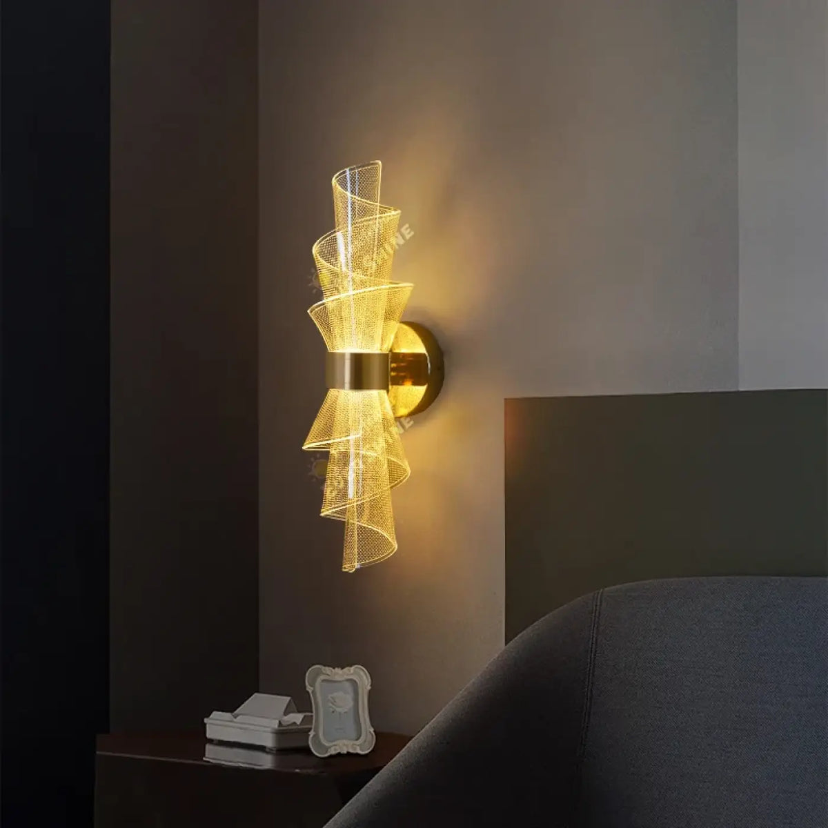 Applique Murale LED Dorée Géométrique – Soline