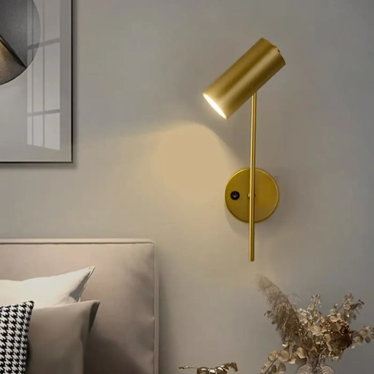 Applique Murale LED Pivotante en Laiton – Zilis