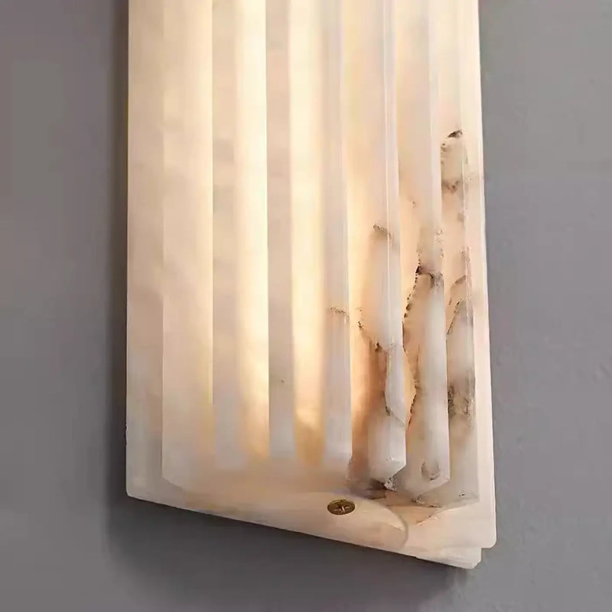 Applique Murale Longiligne en Albâtre – Bamane