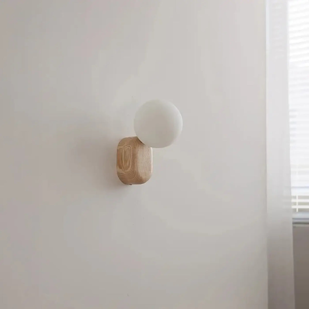Applique Murale Bois et Verre Opale – Nalio