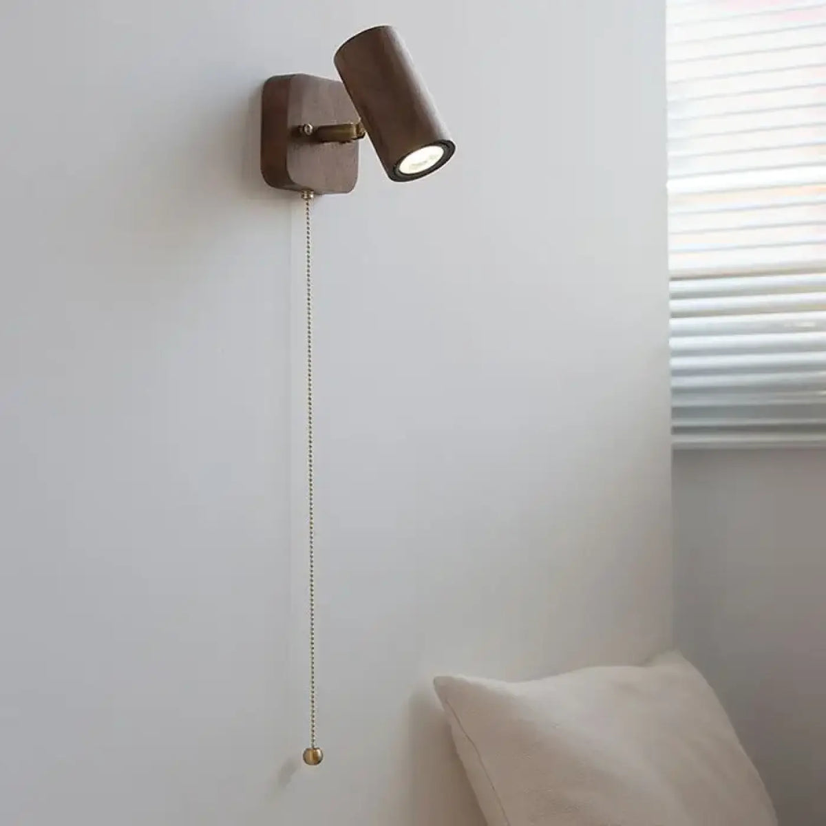 Applique Murale Orientable en Bois – Famia