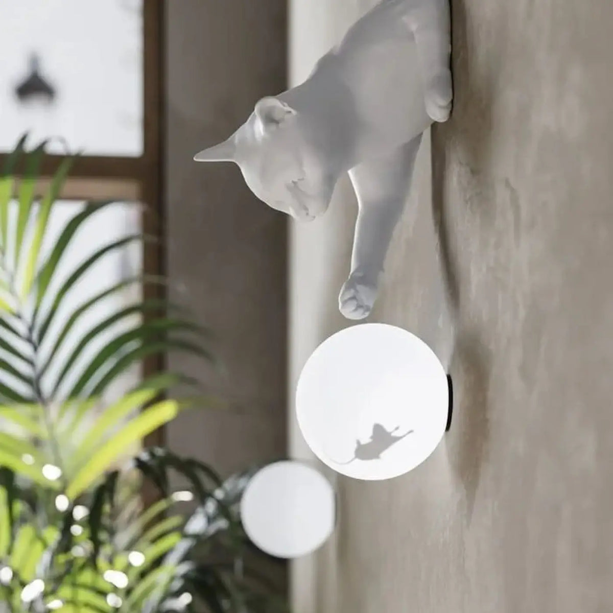Applique Murale Chat à Boule Lumineuse – Mesine