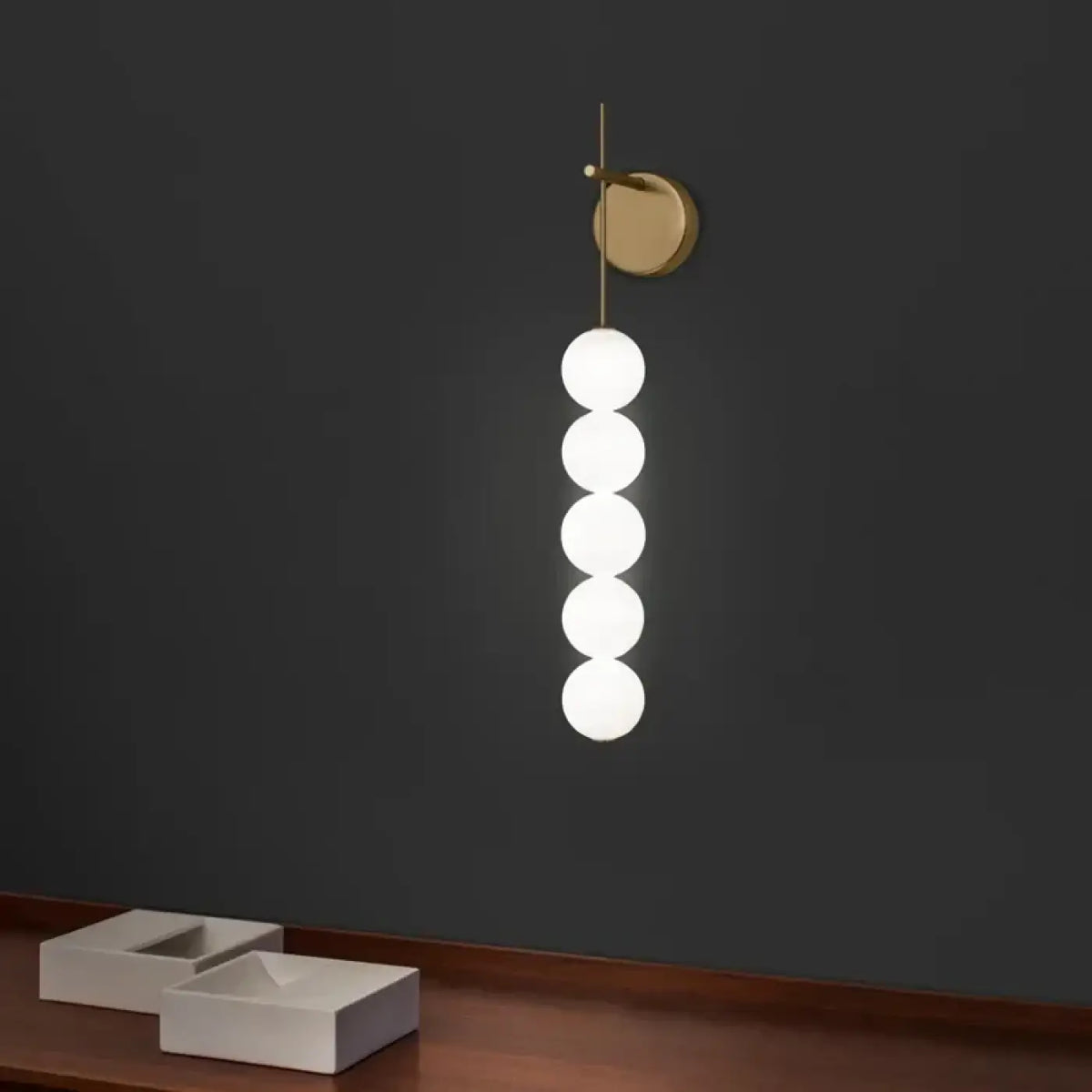 Applique Murale Dorée Effet Solaire – Noson