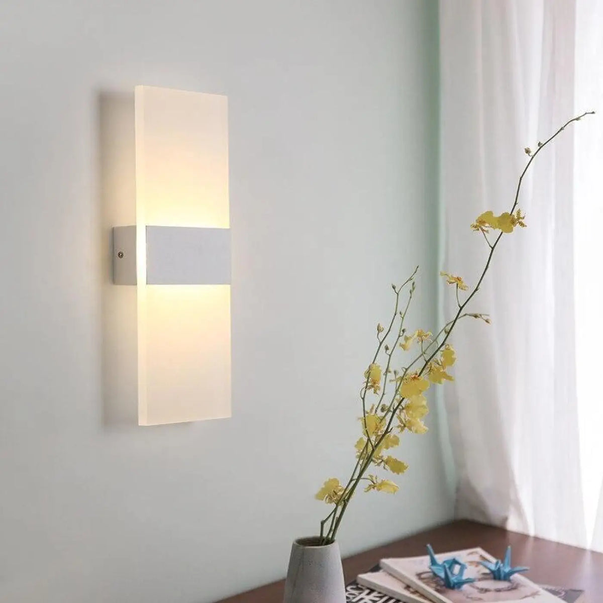 Applique Murale Rectangulaire Épurée – Bosane