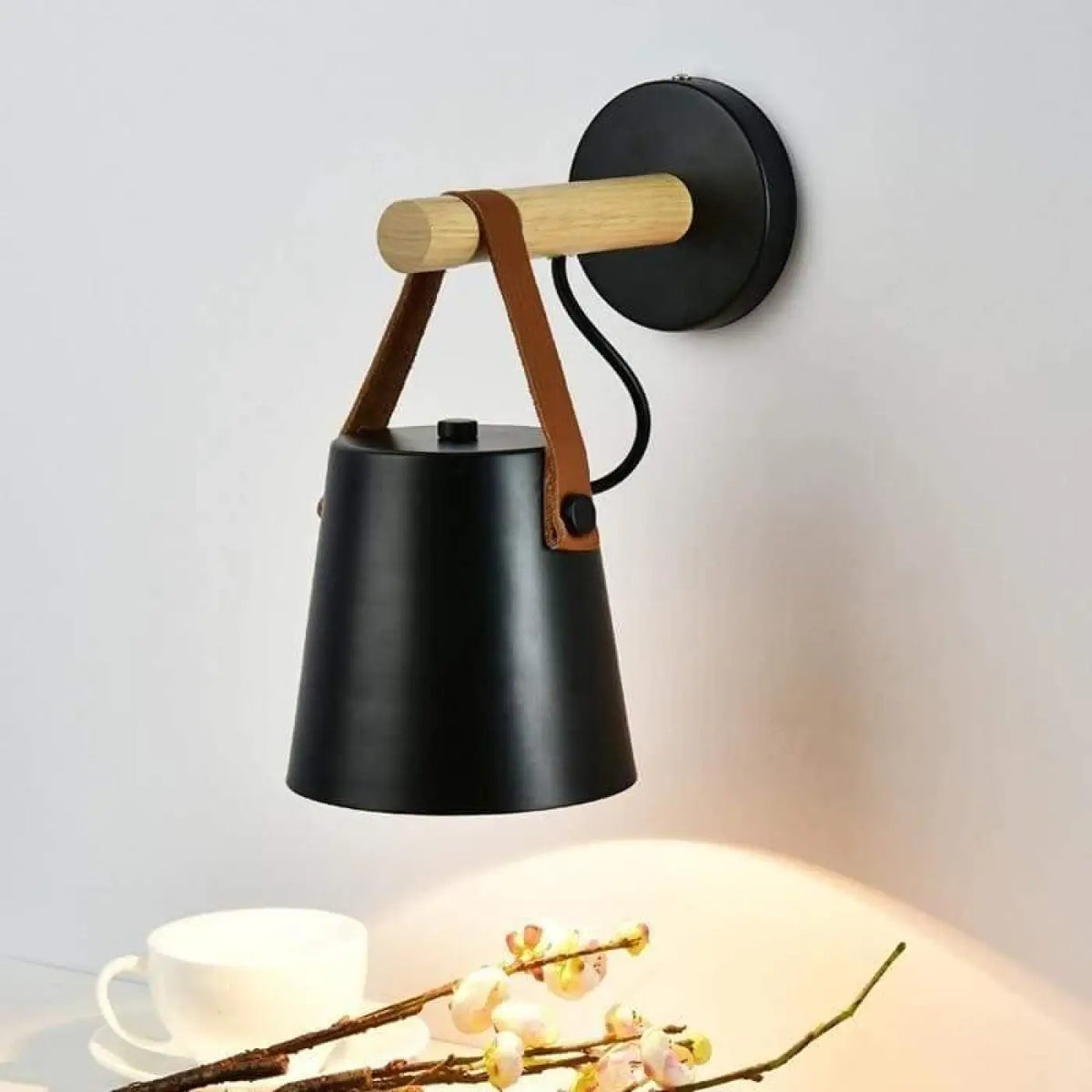 Applique Murale Scandinave en Bois – Rimon