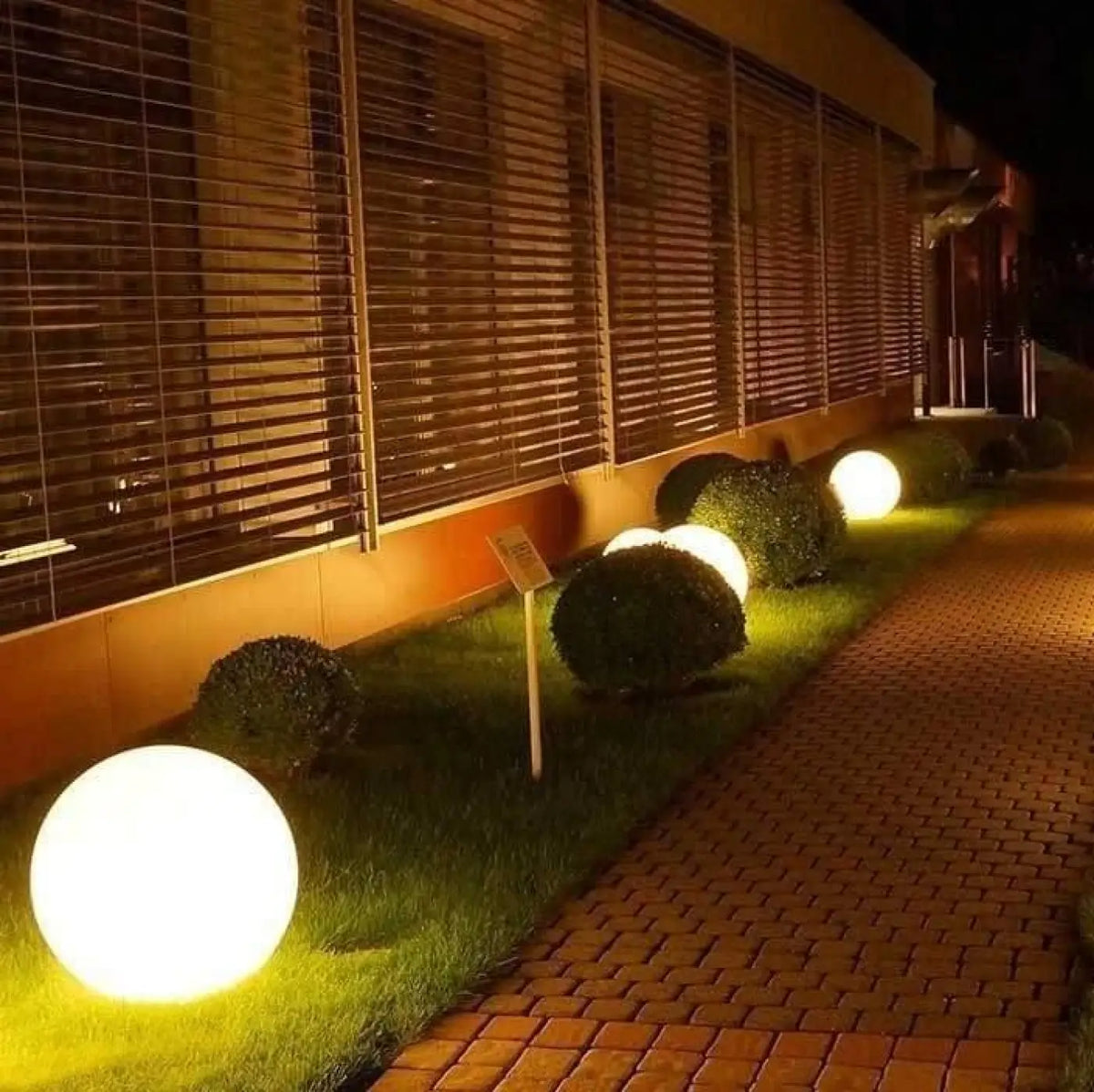 Lampe Boule Lumineuse – Bosio