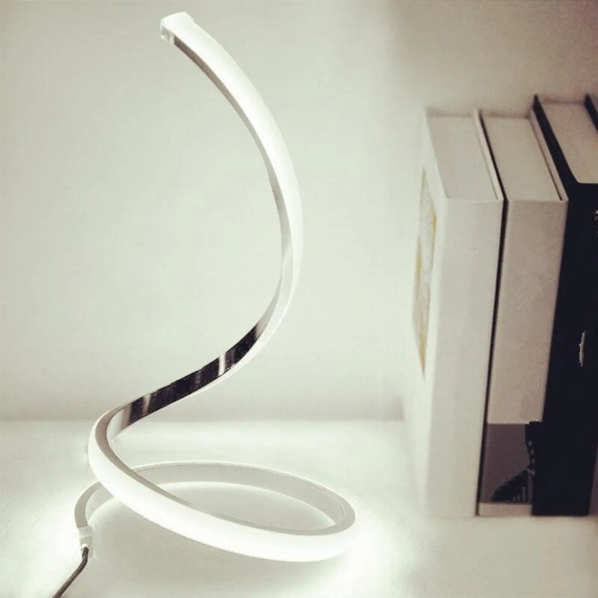 Lampe de Chevet LED Sans Fil – Darine