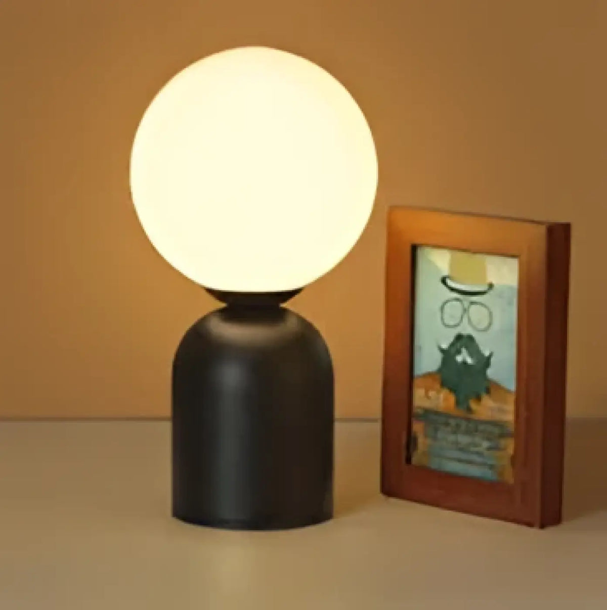 Lampe de Chevet Boule Rétro – Kasia