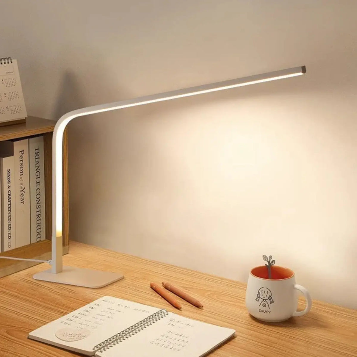 Lampe de Bureau LED Minimaliste – Tomine