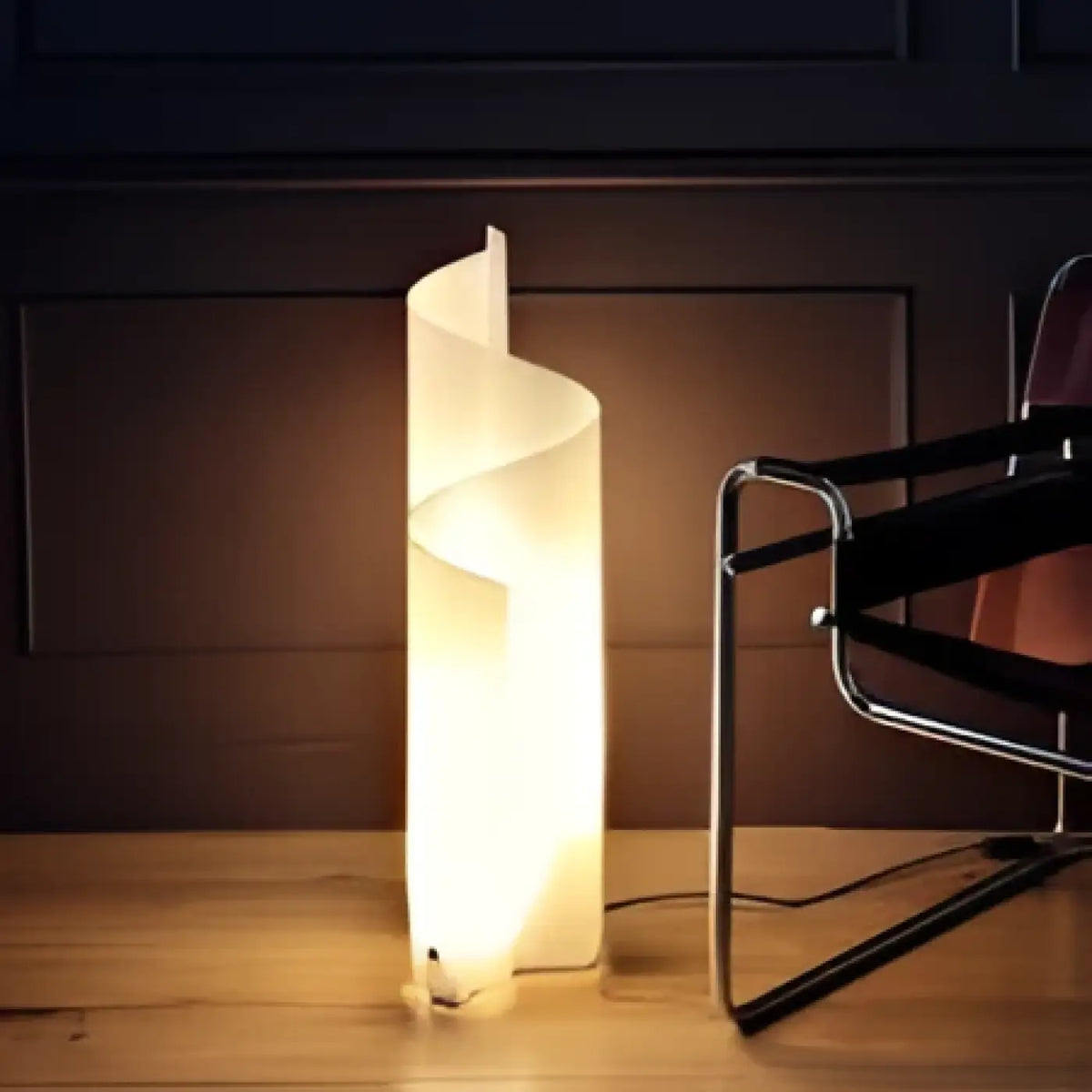 Lampe à Poser Silhouette Plissée – Odelle