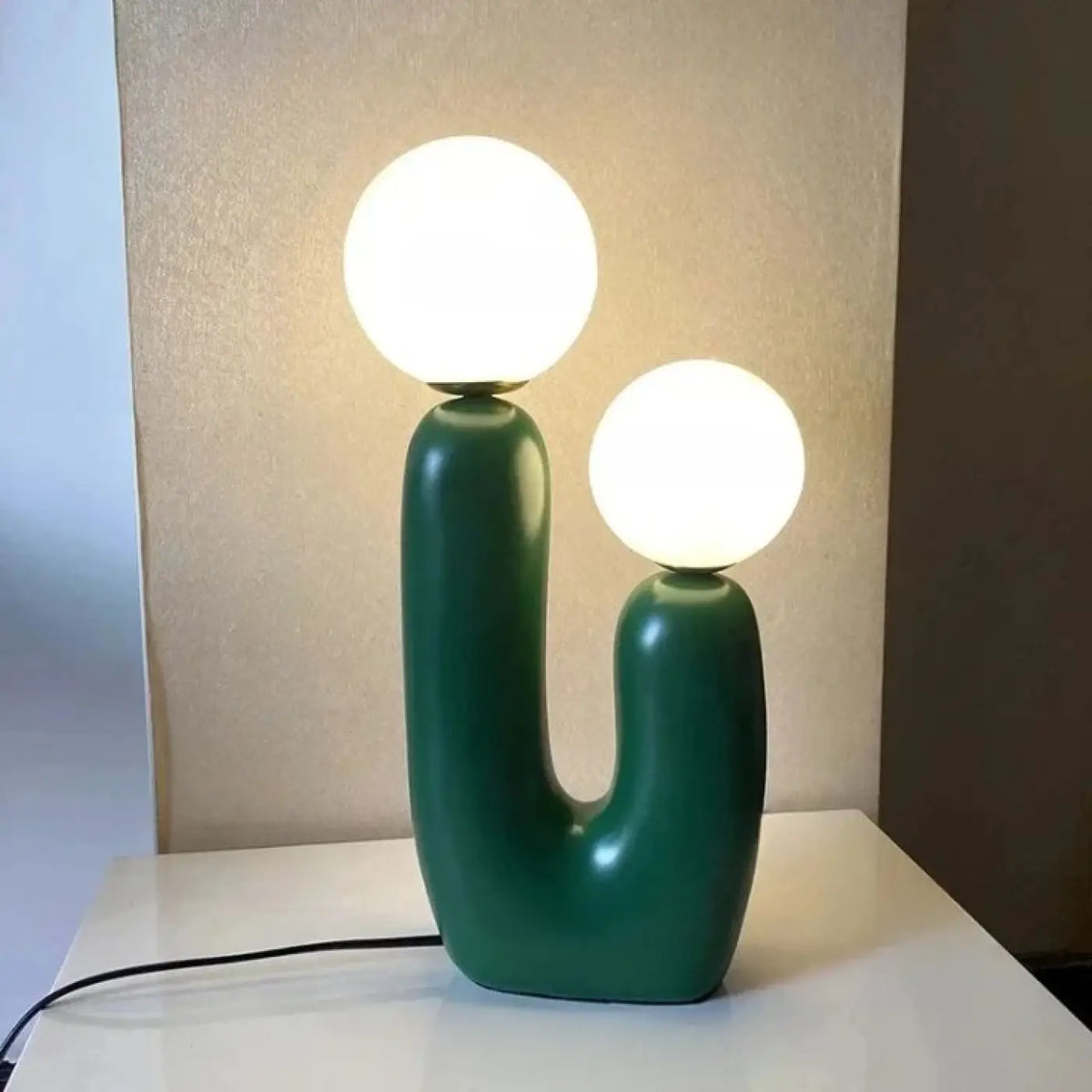 Lampe de Table Double Globe – Tilan