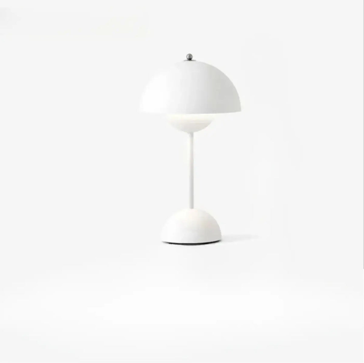 Lampe Colorée à Diffuseur Sphérique – Zérel