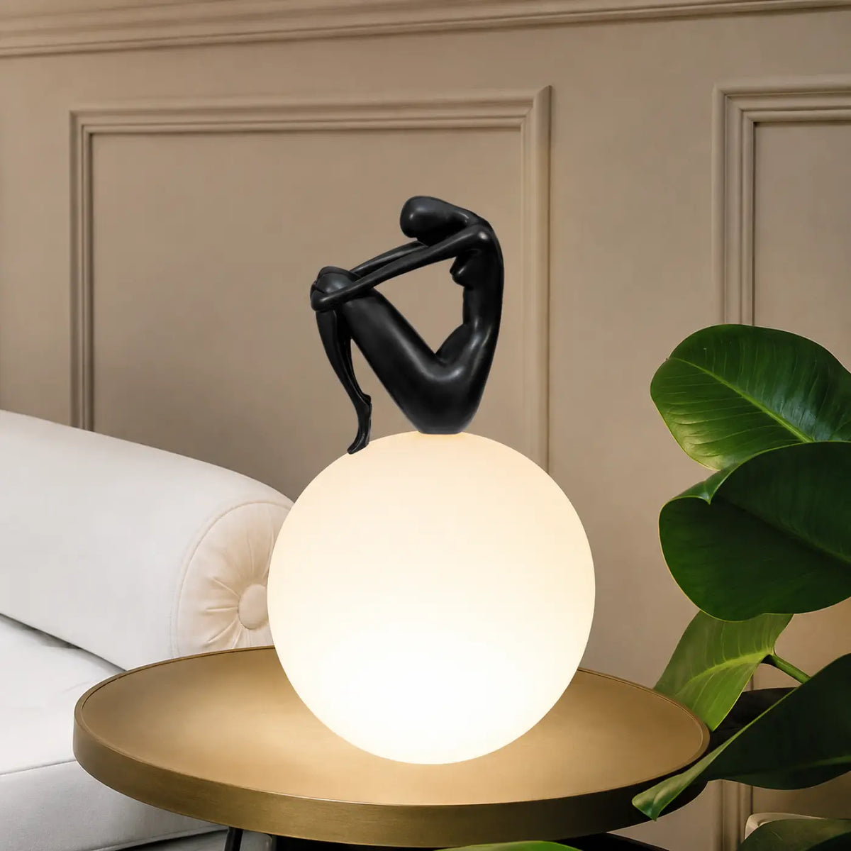Lampe Silhouette Enlacée et Sphère – Téno