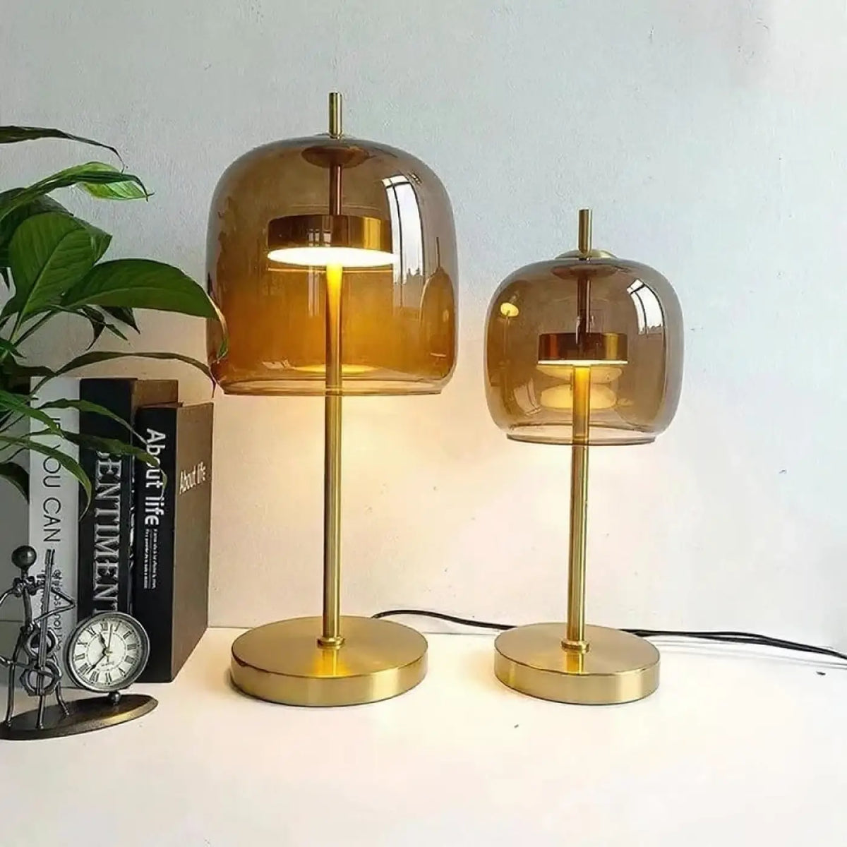 Lampe en Verre et Métal Doré – Niro
