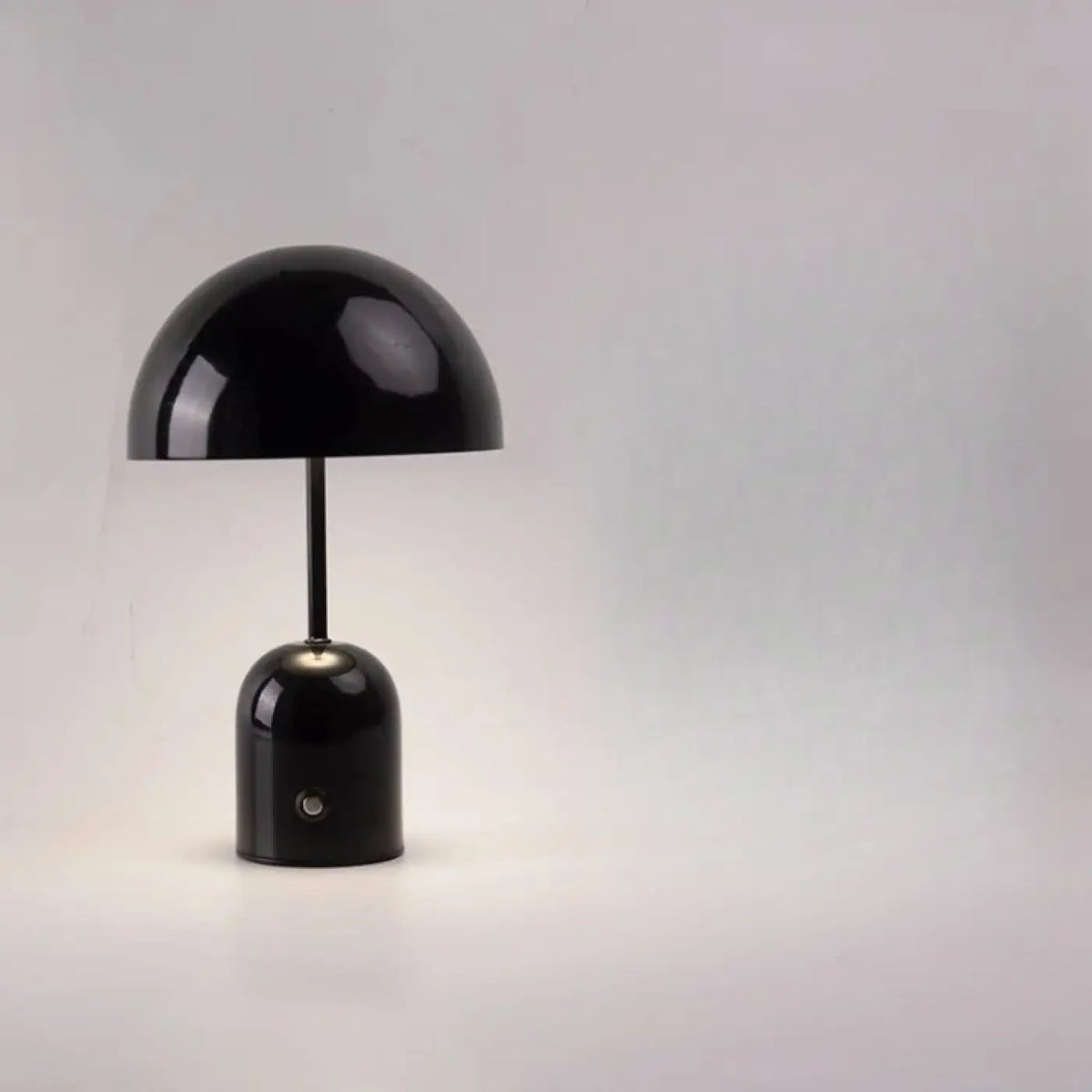 Lampe en Métal Abat-jour Demi-Sphère – Salane