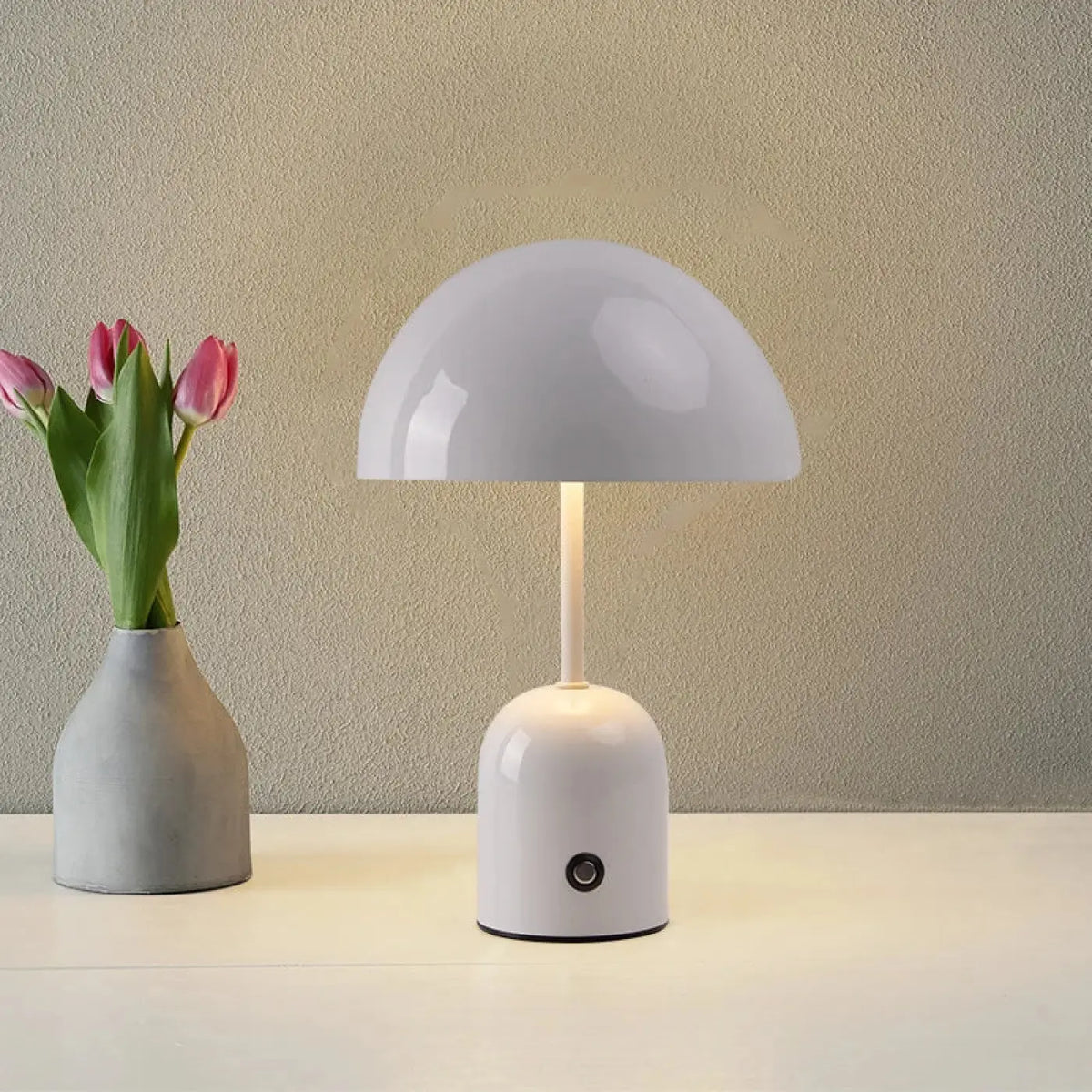 Lampe en Métal Abat-jour Demi-Sphère – Salane