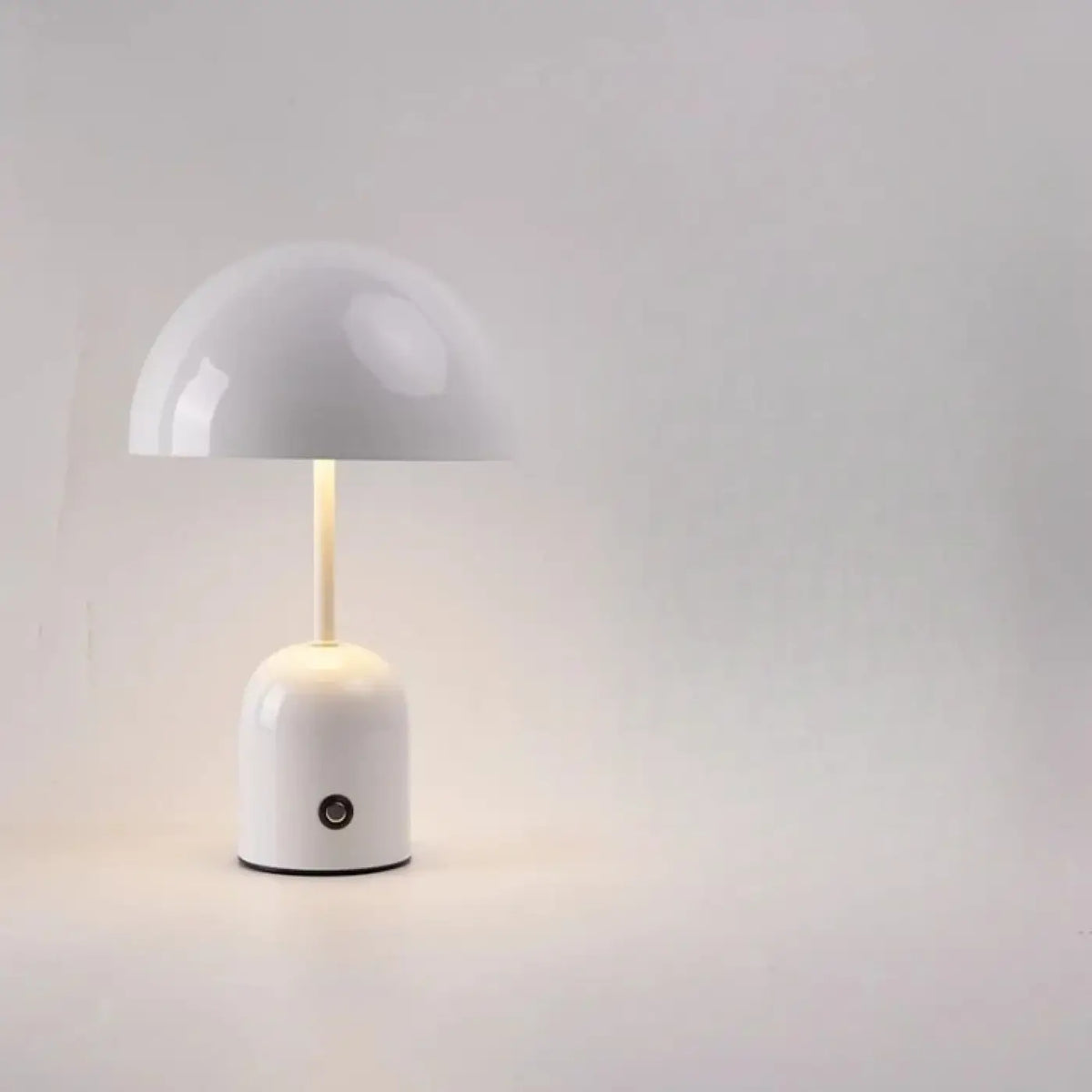Lampe en Métal Abat-jour Demi-Sphère – Salane