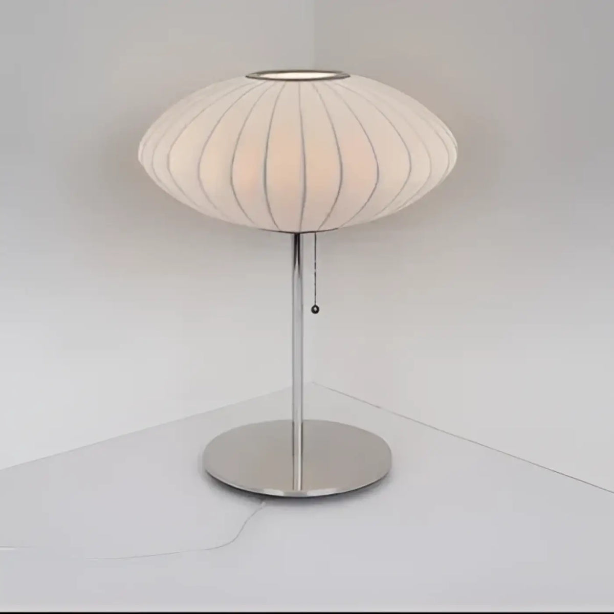 Lampe à Poser Abat-jour Ondulé – Finine