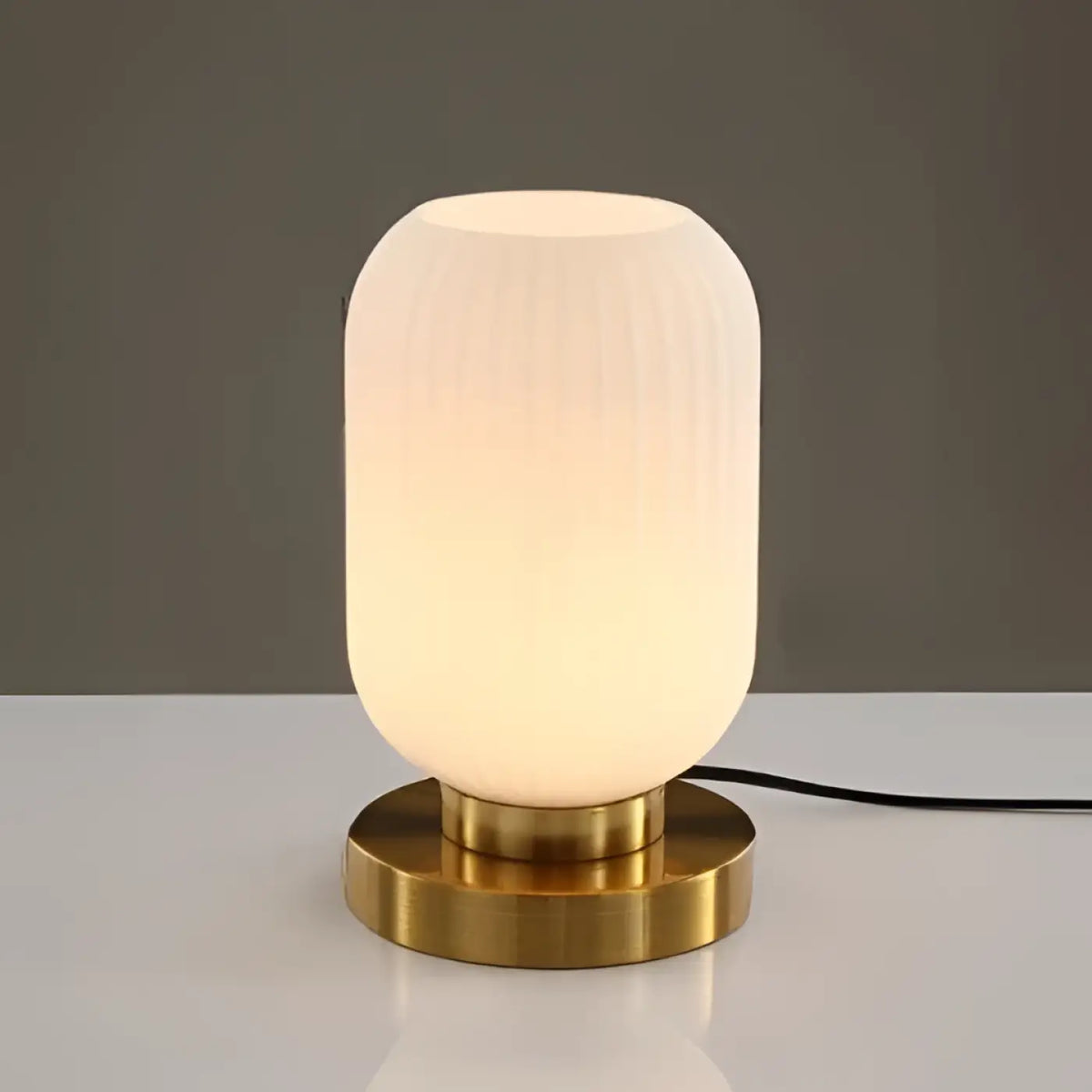 Lampe en Verre Base Dorée – Midon