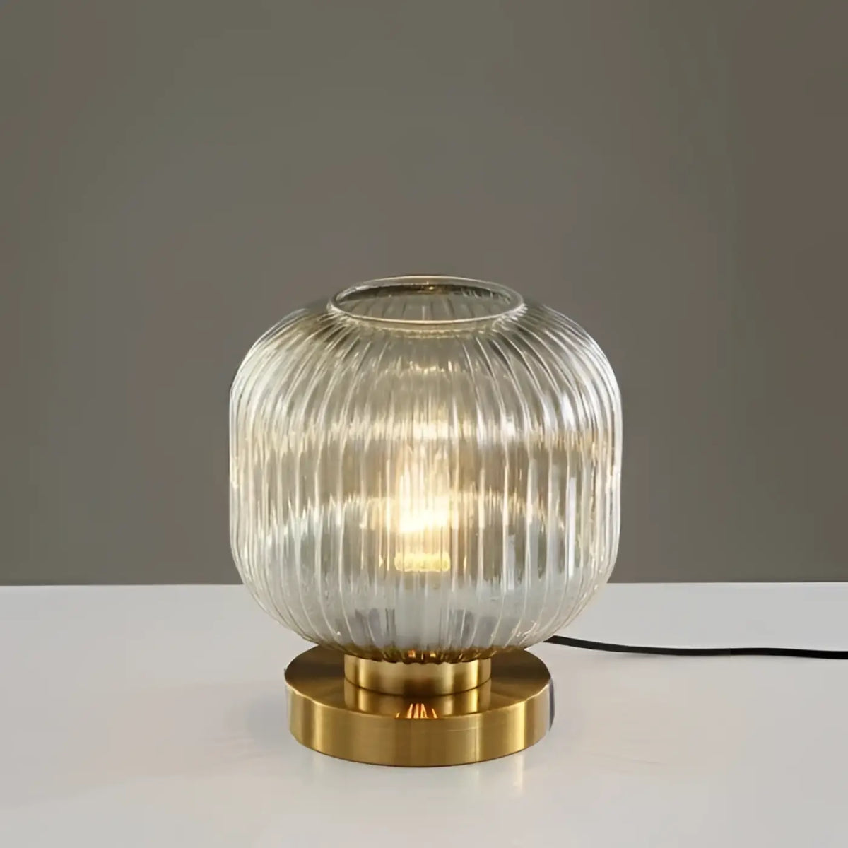 Lampe en Verre Base Dorée – Midon