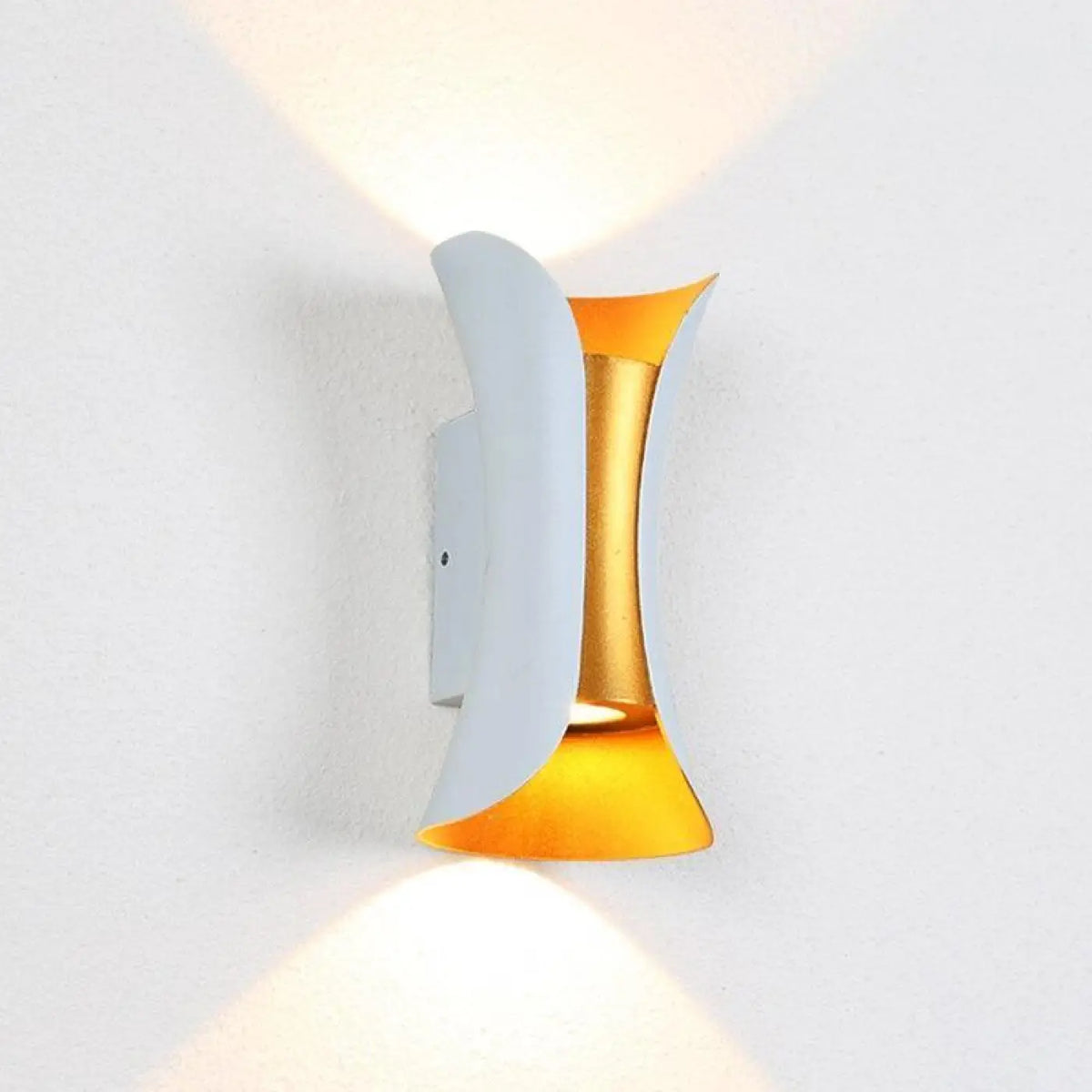 Luminaire Extérieur Design Italien – Malette