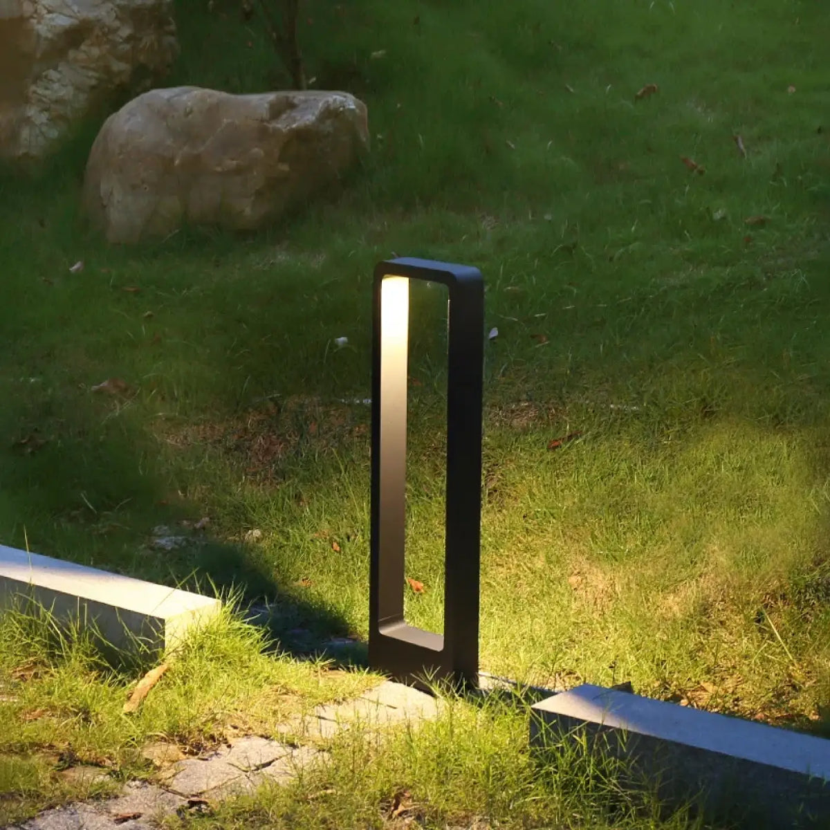 Luminaire Extérieur Minimaliste en Aluminium – Ziron