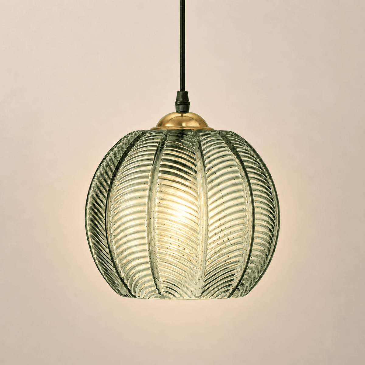 Suspension Palma vert en verre strié, packshot #Couleur_Vert