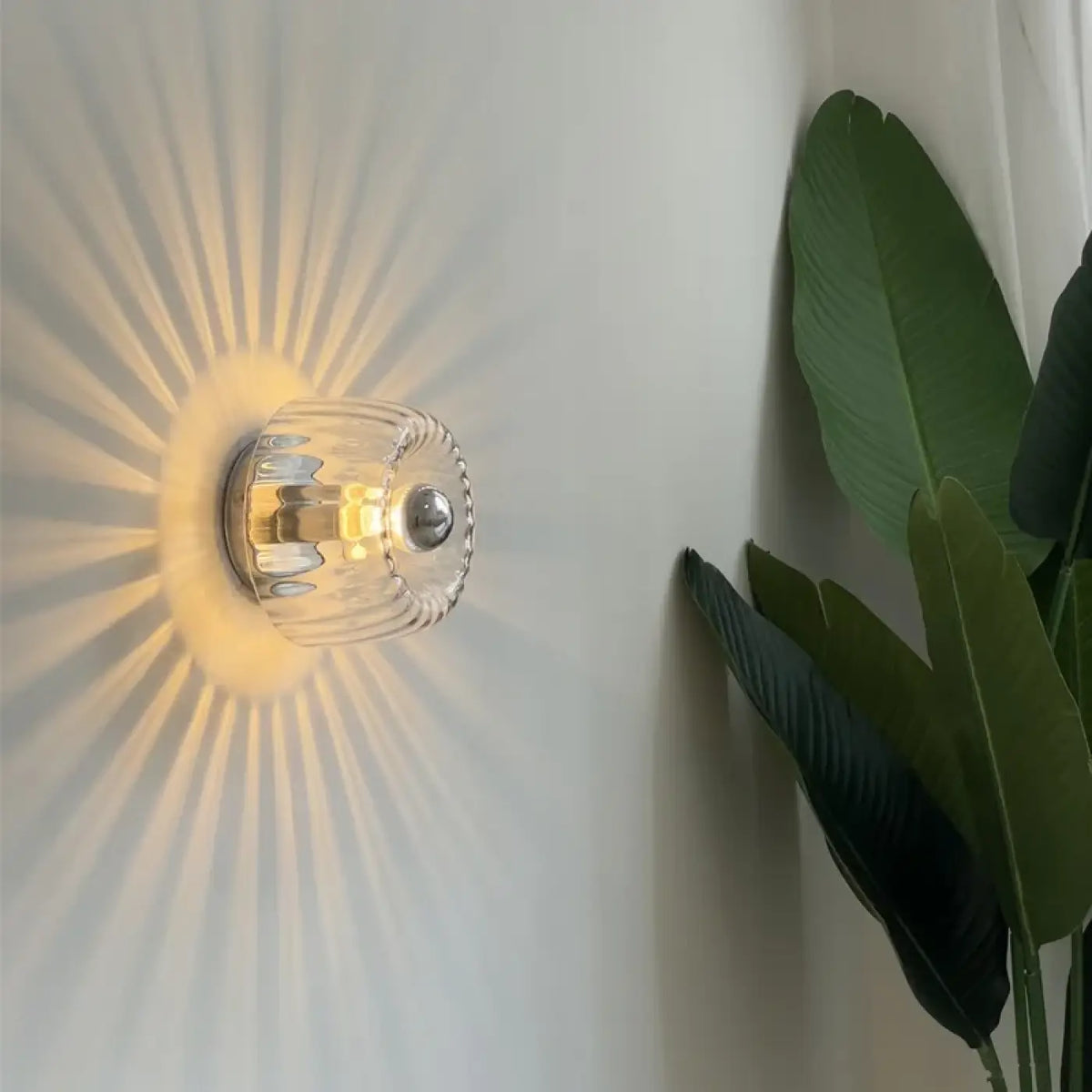 Applique Murale Soleil en Verre Doré – Fiva