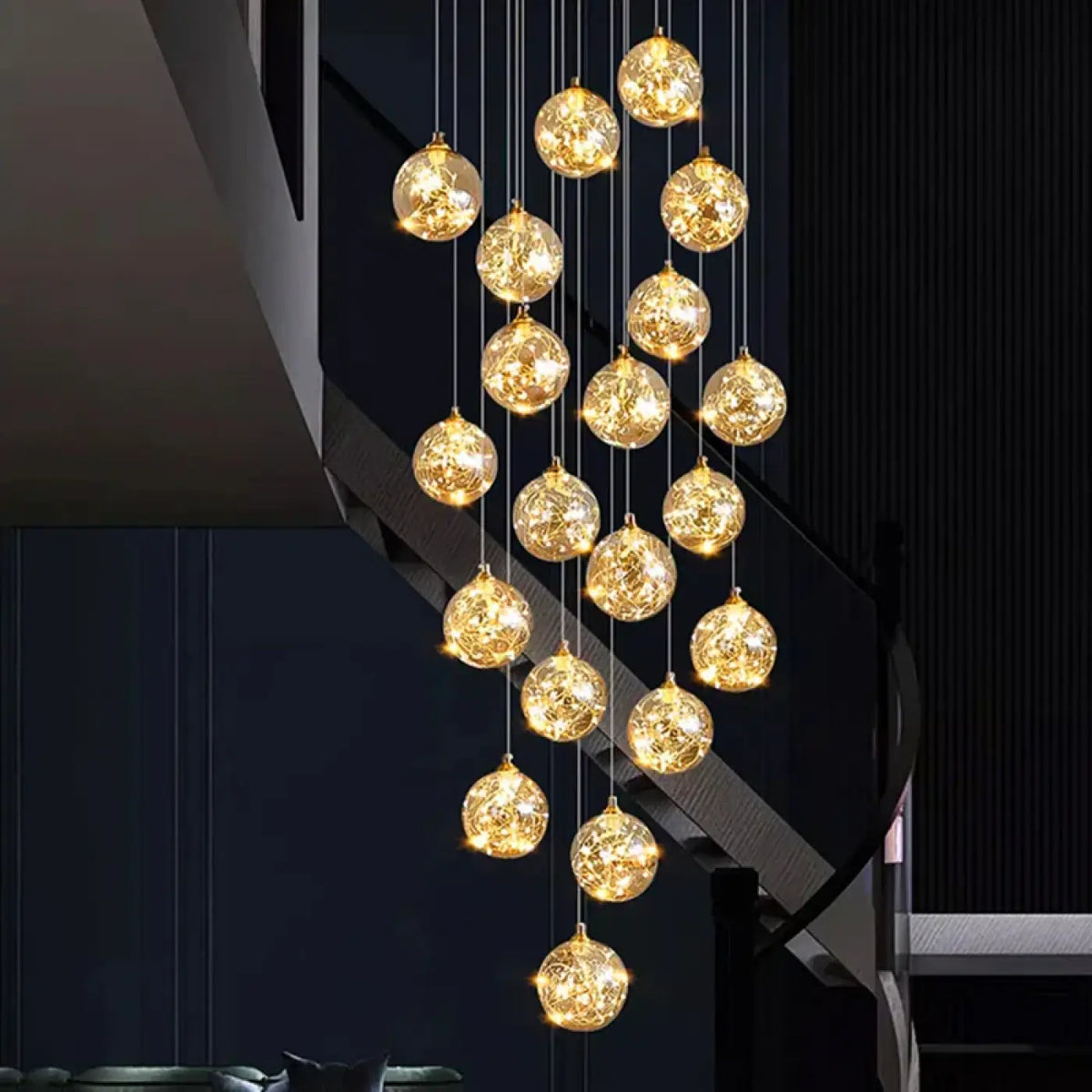 Plafonnier Cascade à LED Dorées – Zinon