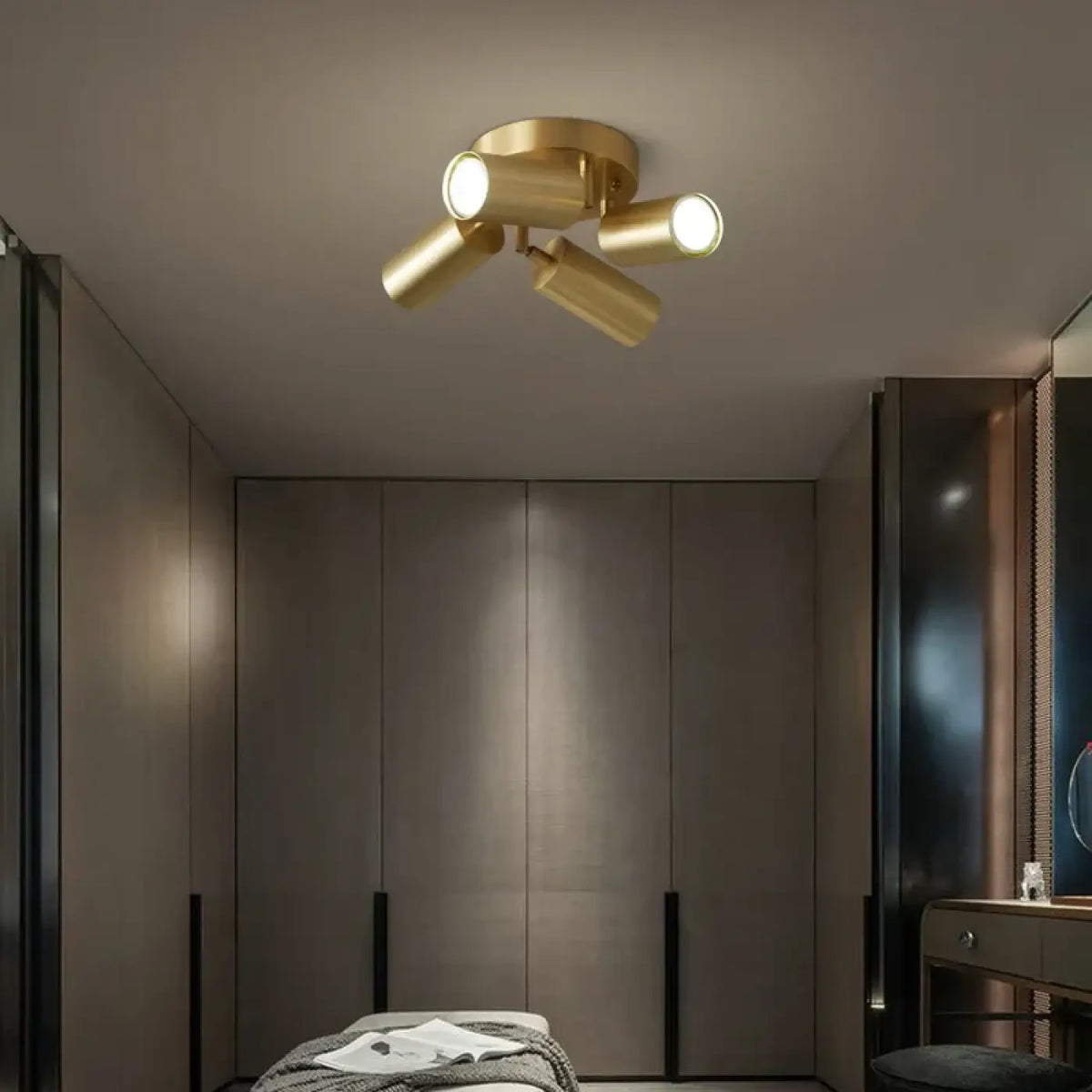 Plafonnier Chic à Spots Dorés – Vimelle