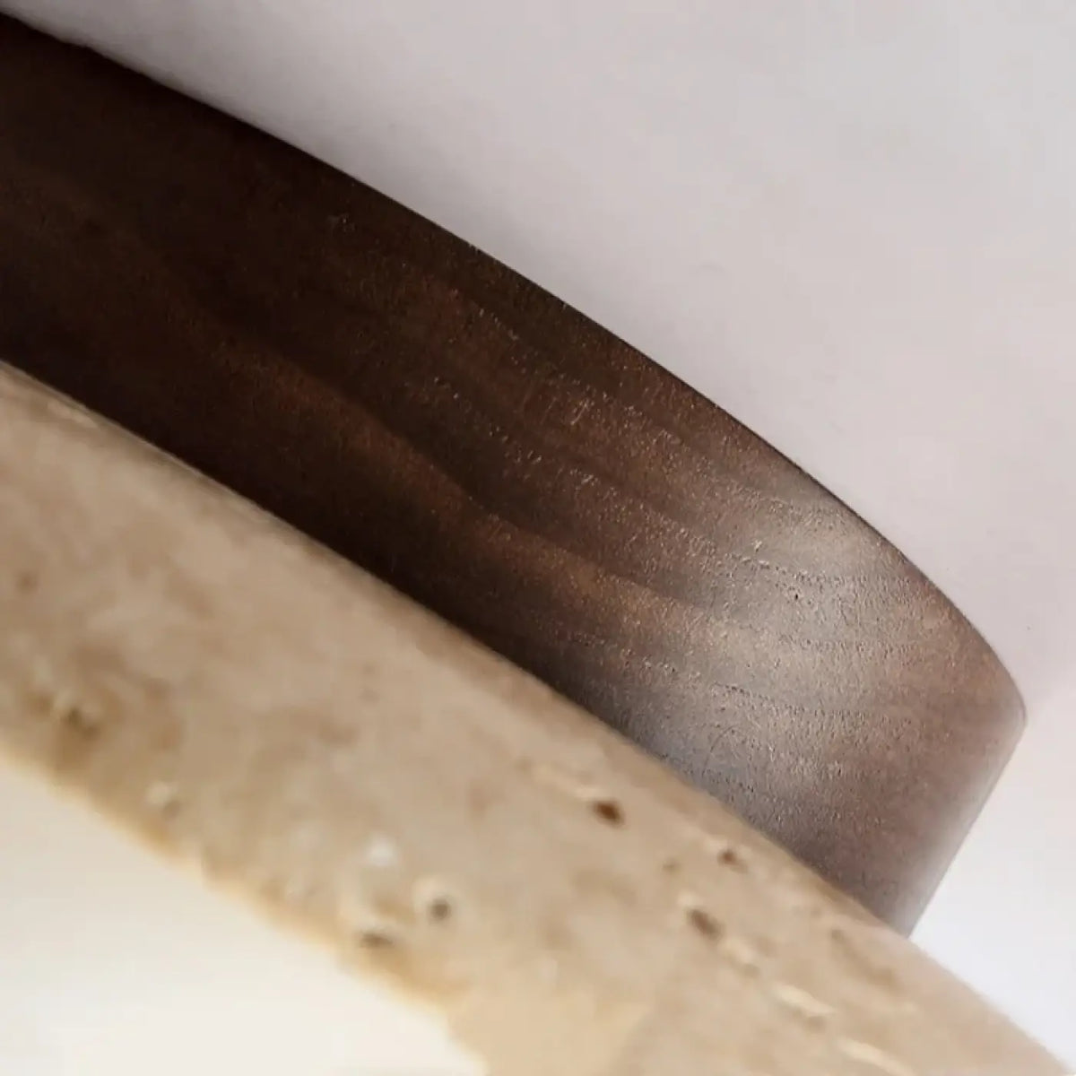 Plafonnier Cylindrique en Pierre et Bois – Filette