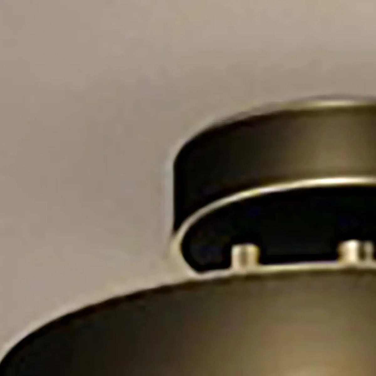 Plafonnier Rond Doré Moderne – Veselle