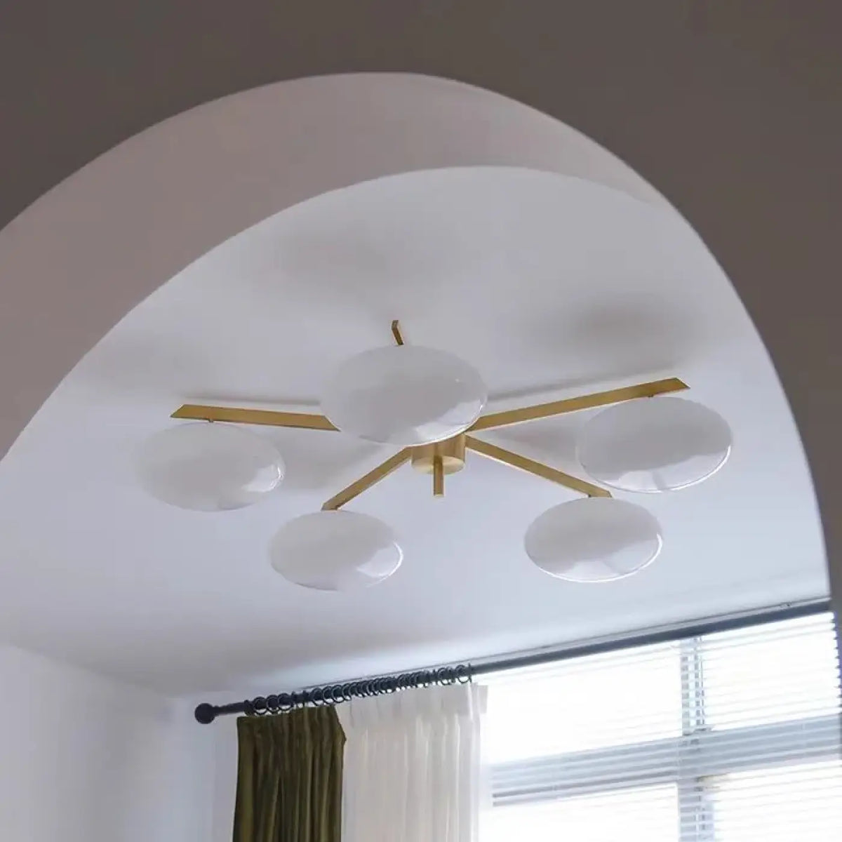 Plafonnier Moderne Verre Blanc à Bras – Osia