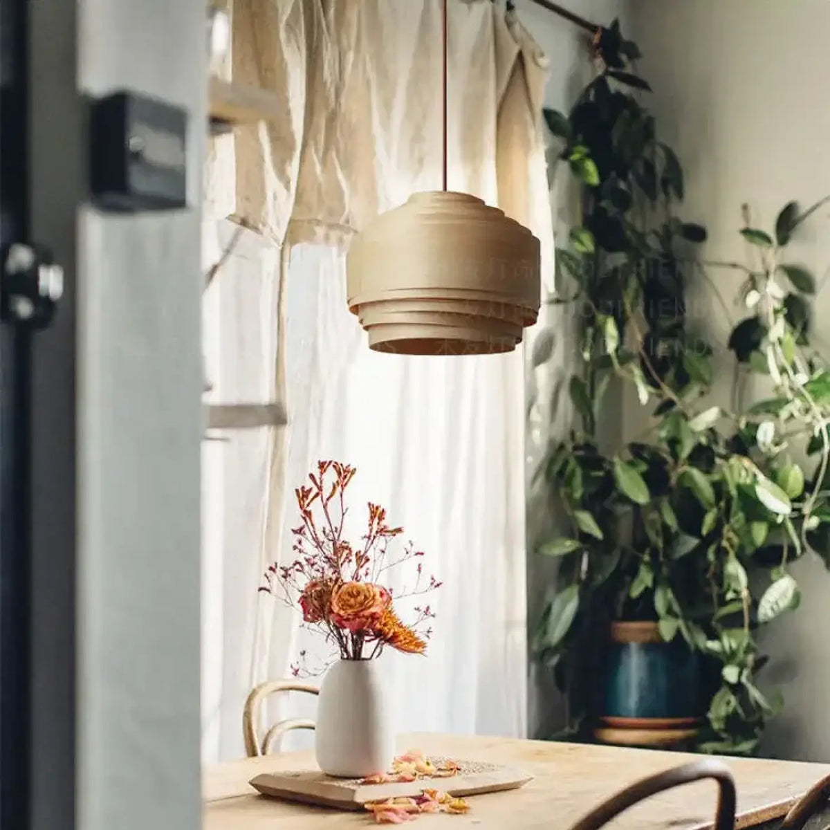 Suspension Bois Artisanale – Jania