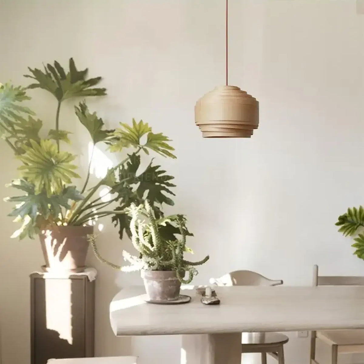 Suspension Bois Artisanale – Jania