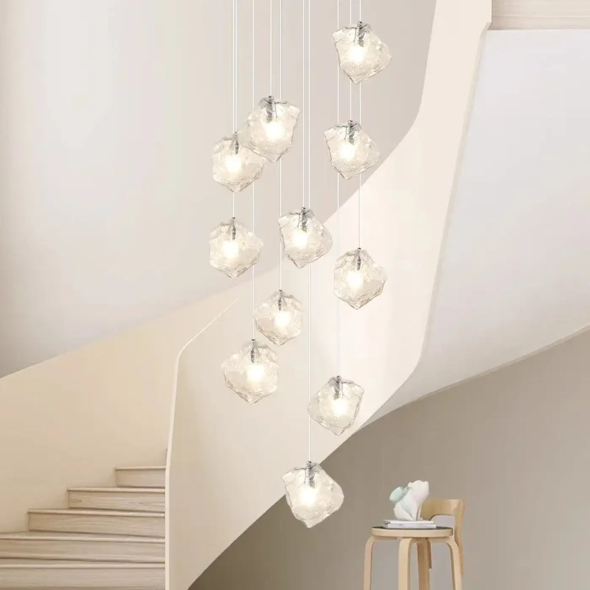Suspension Cascade de Boules Transparentes – Sivia