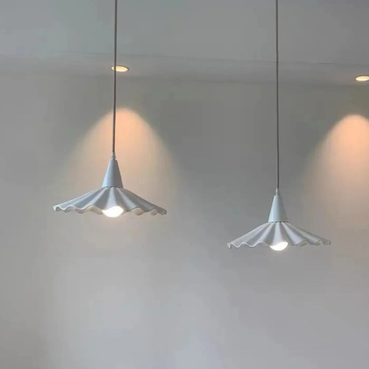 Suspension Céramique Blanche Ondulée – Nisine